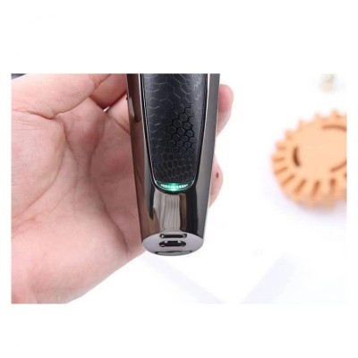 Vgr Trimmer a Batteria Black V-030