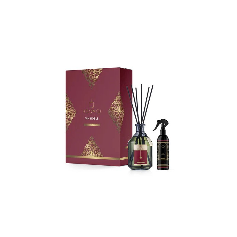 ROOMOI - VIN NOBLE
Il kit contiene: Profumo per ambiente 500 ml, stik e spray home 200 ml