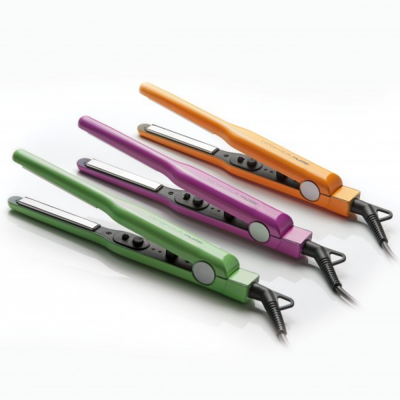 Piastra stirante super stretta Lissy Color - colore fucsia