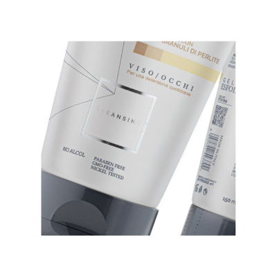 Ischia gel esfoliante con microgranuli con ph delicato ideale per pelli da miste a grasse - 150 ml