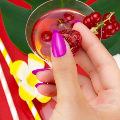 Estrosa smalto gel semipermanente - Cosmopolitan 7 ml